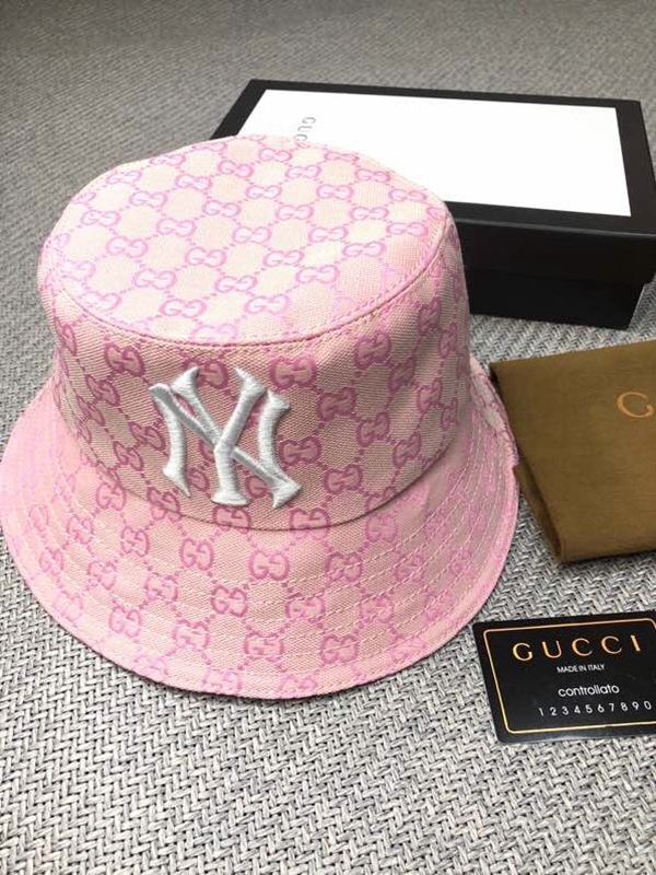 ブランド帽子側面デザイン